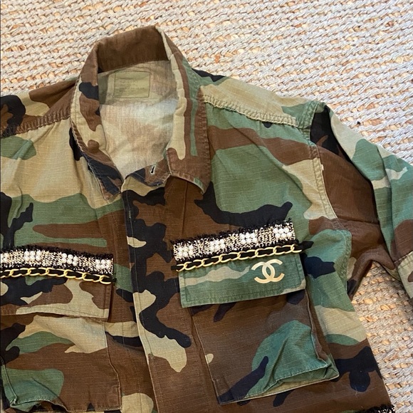 Inspired Camo jackets. PERFECT for Christmas 🎄 - Picture 2 of 8